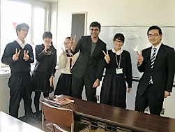 VI先生