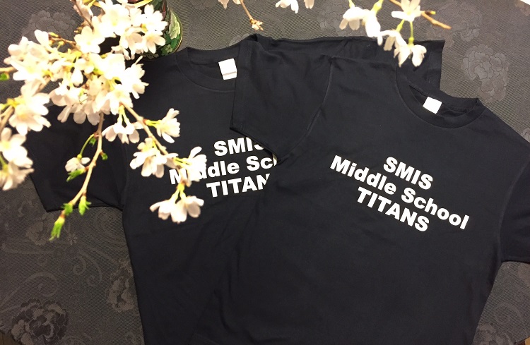 Tシャツ